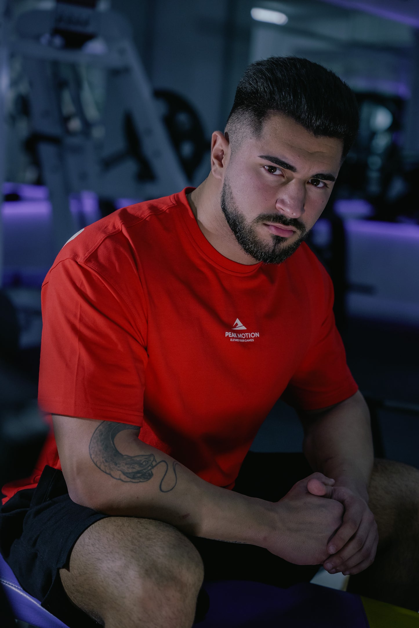 Oversized T-Shirt - Titan Lines Red